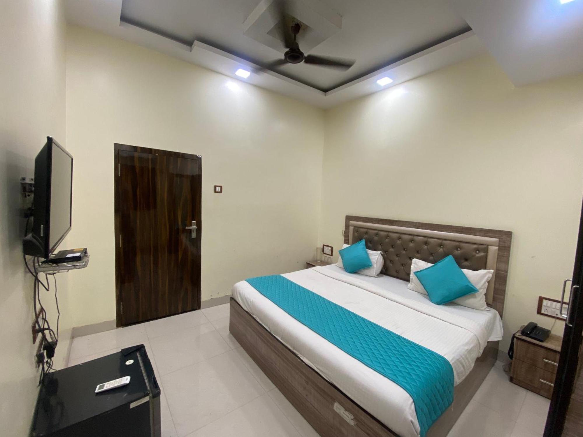 Hotel Apsara- Near J J Hospital Mumbai Exterior photo